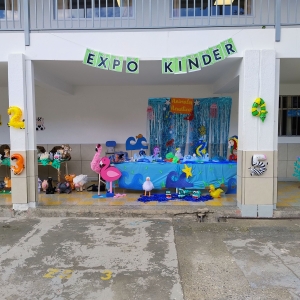 Estudiantes de Primero y Segundo Básico participan en la “Expo Kínder”